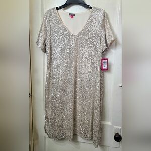 NWT Vincent Camuto Sparkly Sequin Dress in Silver And Cream Size 1X